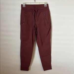 Athletes trekkie north joggers maroon